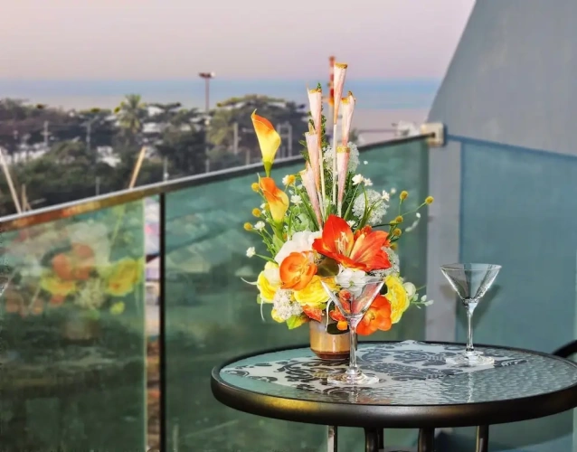 1 Bedroom Deluxe Apartment with ocean view