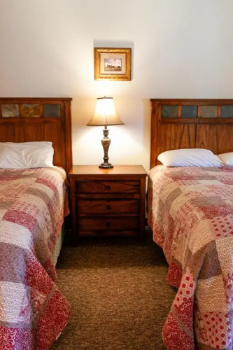 Circle R Motel