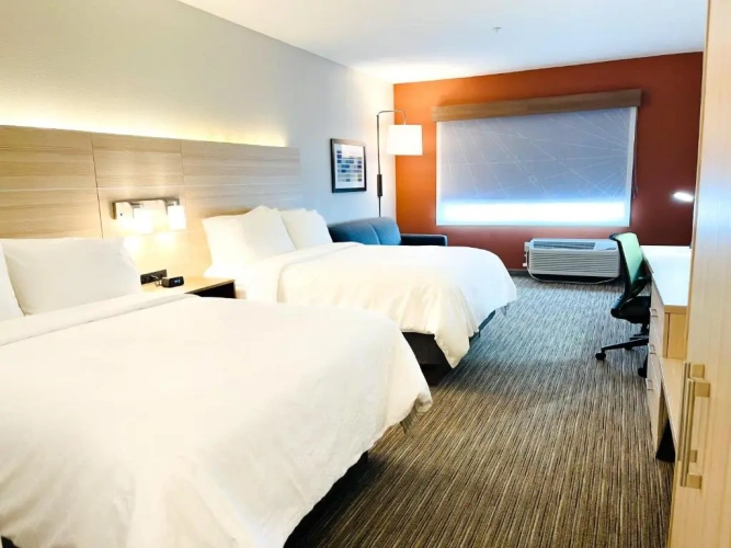 Quadruple Suite