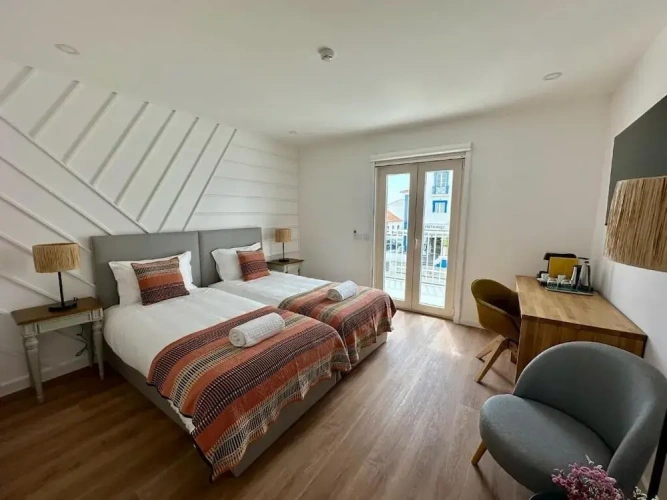 Superior Double room with balcony and with city view