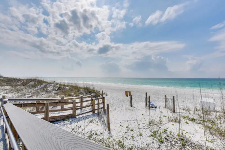 Miramar Beach Retreat w/ Pool Access & Fireplace!