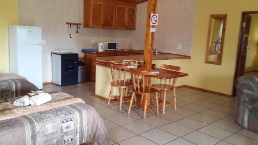 Twin Cottage