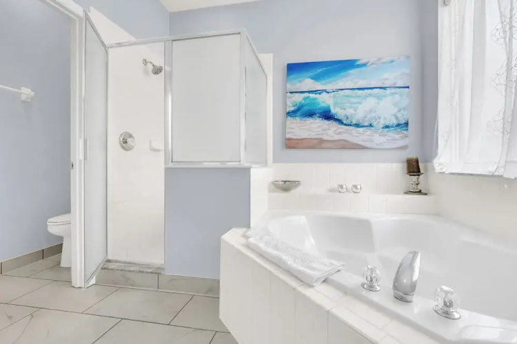 8462 Secret Key Cove