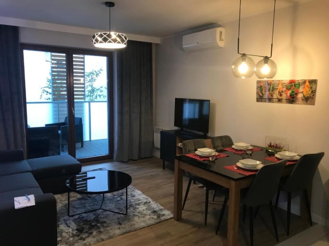 1 Bedroom Apartment