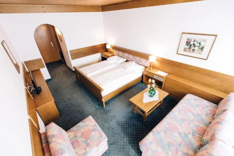 Standard Double room with mountain view