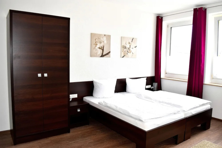 Boardinghouse - Stadtvilla Budget
