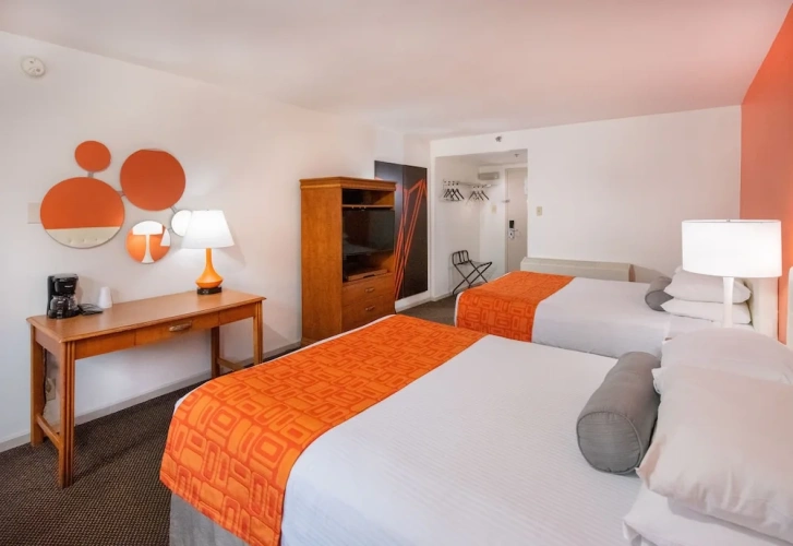 Standard Sextuple room