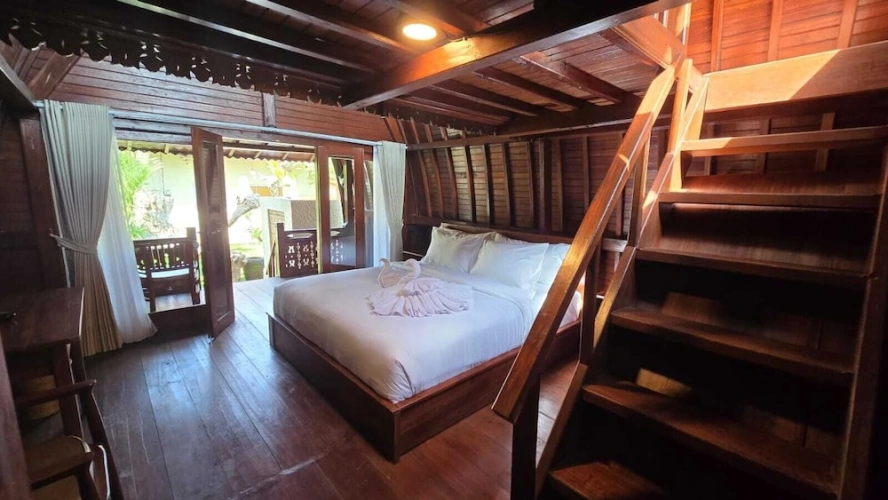 Deluxe Double room with pool view
