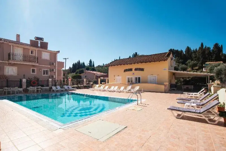 Solena Studios Kavos