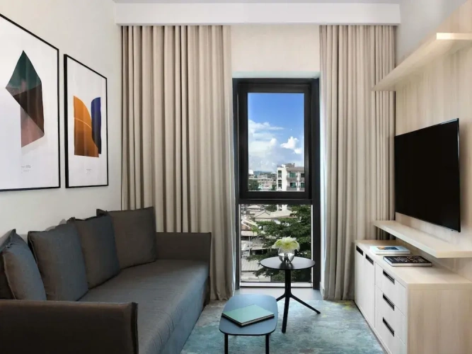 1 Bedroom Business Double Apartment