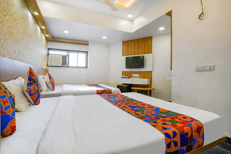 Via Stay Inn