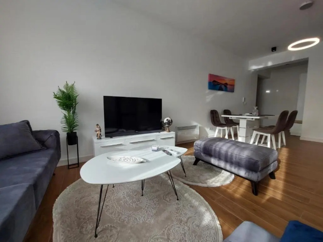 Regina apartments