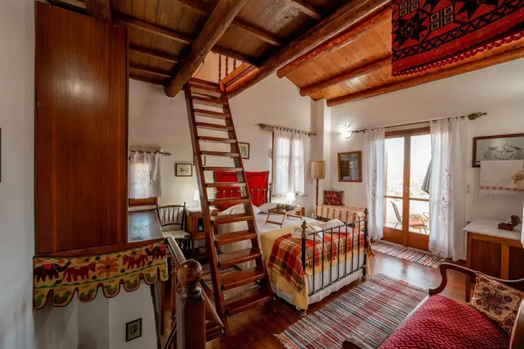 Agapi s Charming Retreat - Rustic Escape By Chania