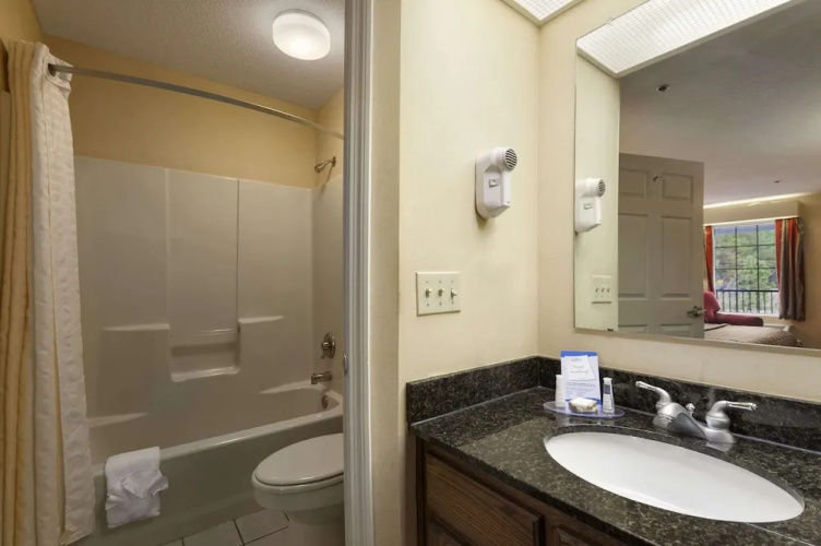 Baymont Inn & Suites Dublin