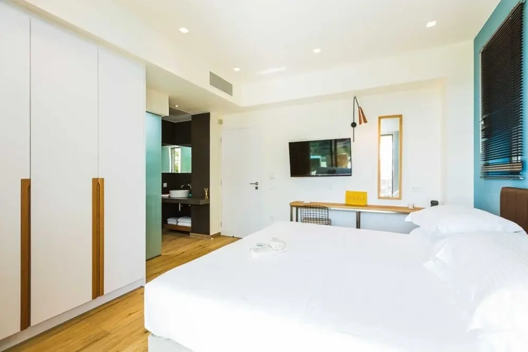 4 Bedrooms Comfort Villa