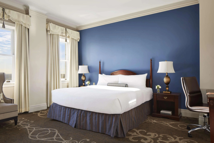Fairmont Hotel Macdonald photo 8