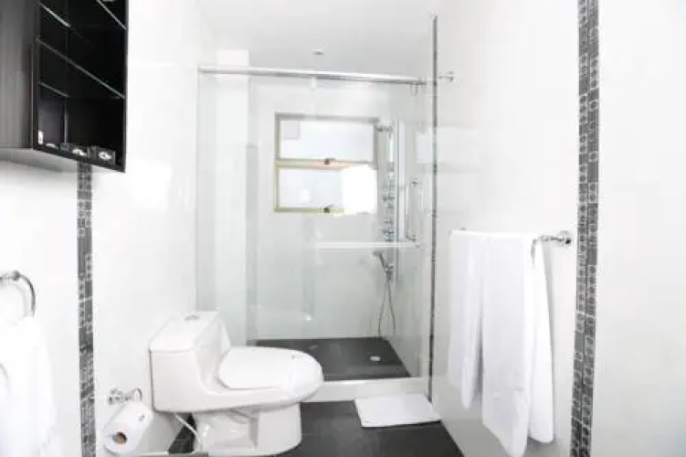 Suites 108