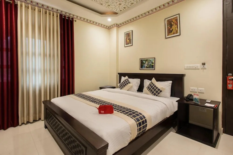 OYO 838 Hotel SuryaGarh