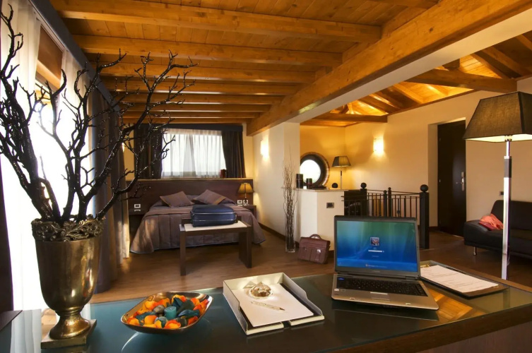 Green Hotel Poggio Regillo