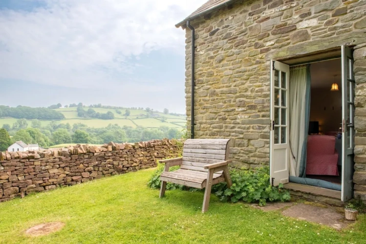 Standard Cottage