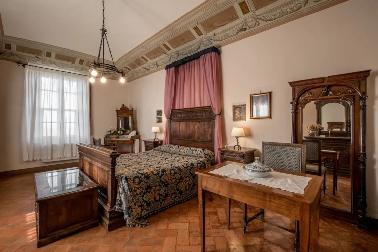 Standard Double room with view
