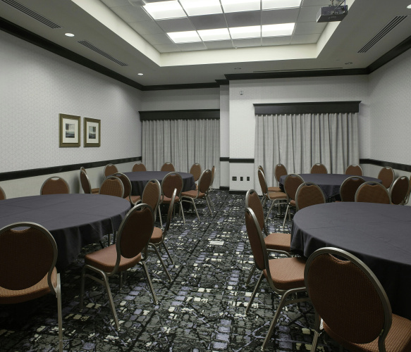 DoubleTree Suites by Hilton Hotel Bentonville photo 24