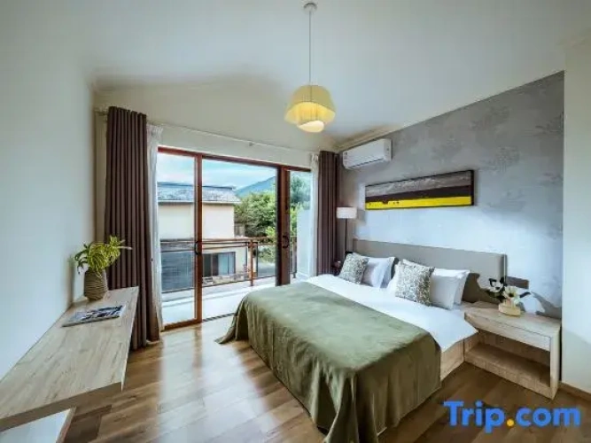 1 Bedroom Suite