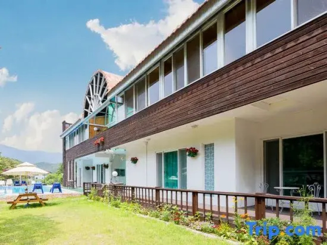 Gapyeong La Foret Pension