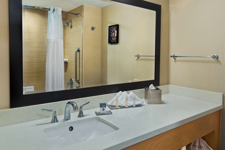 DoubleTree by Hilton San Pedro - Port of Los Angeles photo 10