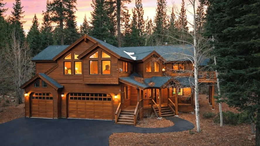 4 Bedrooms Cottage with balcony