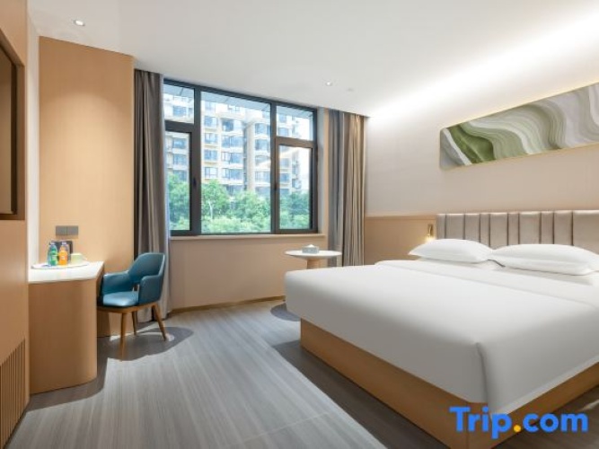 Standard Double room with view