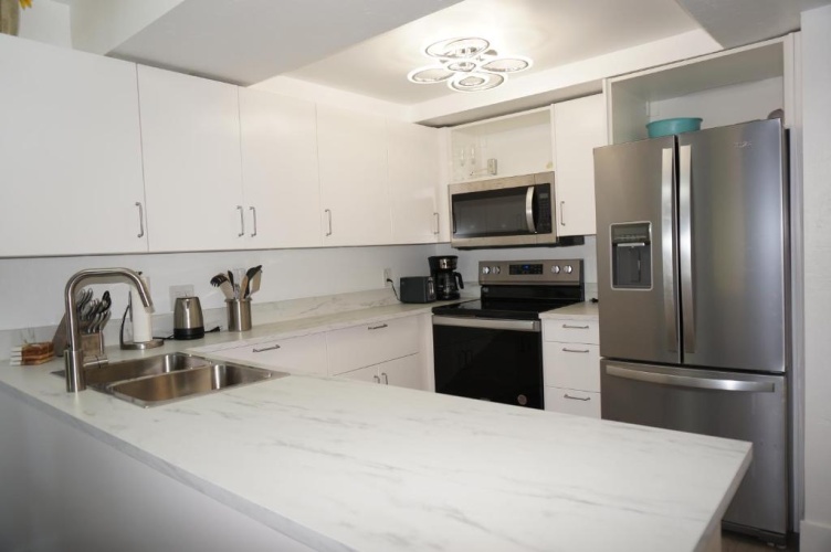 2 Bedrooms Apartment