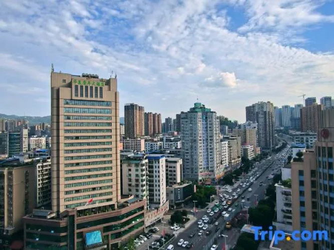 Huaxia Conifer Hotel