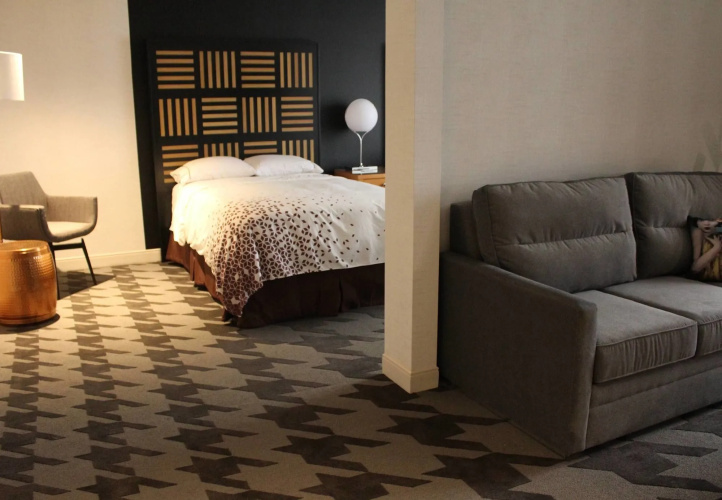 Renaissance Des Moines Savery Hotel