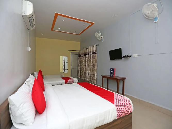OYO 18501 The Palms Resort