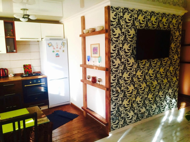 Apartment Ushakova 16