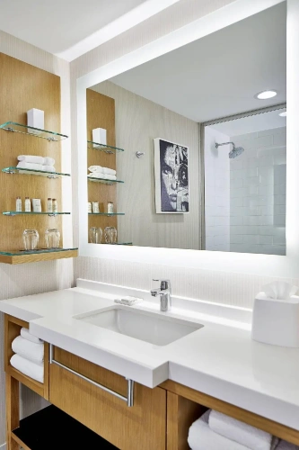 1 Bedroom Quadruple Suite