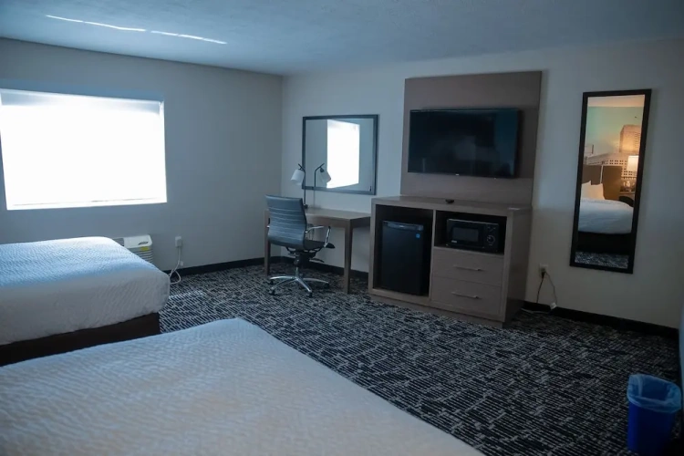 Quadruple Suite