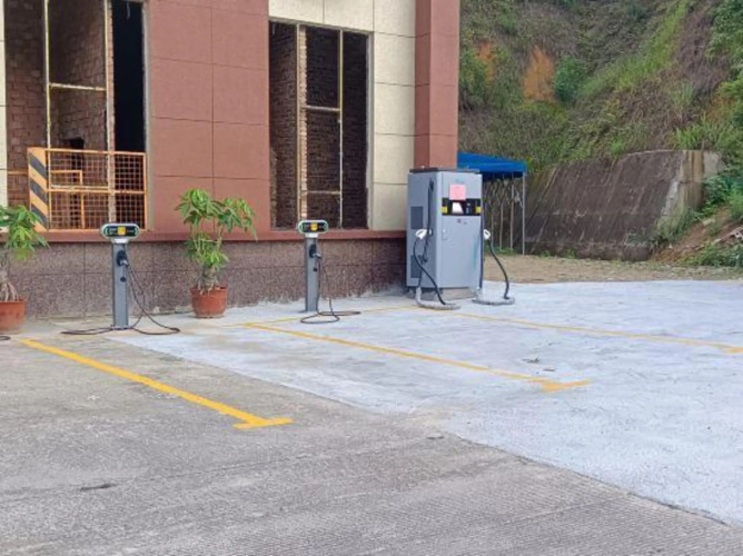 Yucheng Hotel