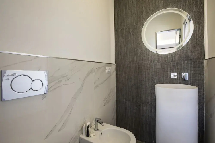 Vista Suites - Piazza Yenne