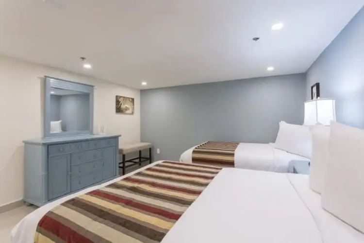 Solare Tower Condominium 405
