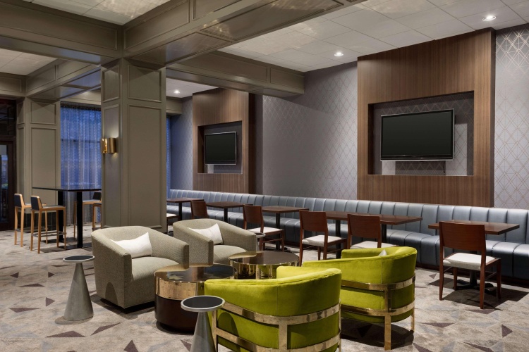 Hilton Chicago/Oak Brook Suites photo 25