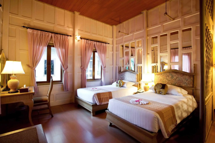 The Cha-am Methavalai Hotel