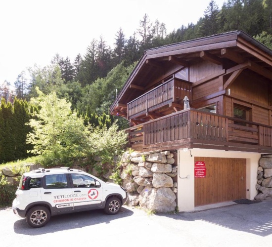 Yeti Lodge Chalets & Apartments