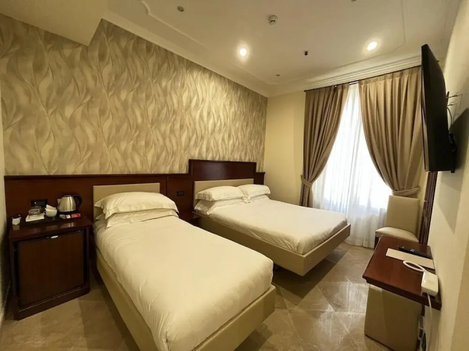 Glam Luxury Rome