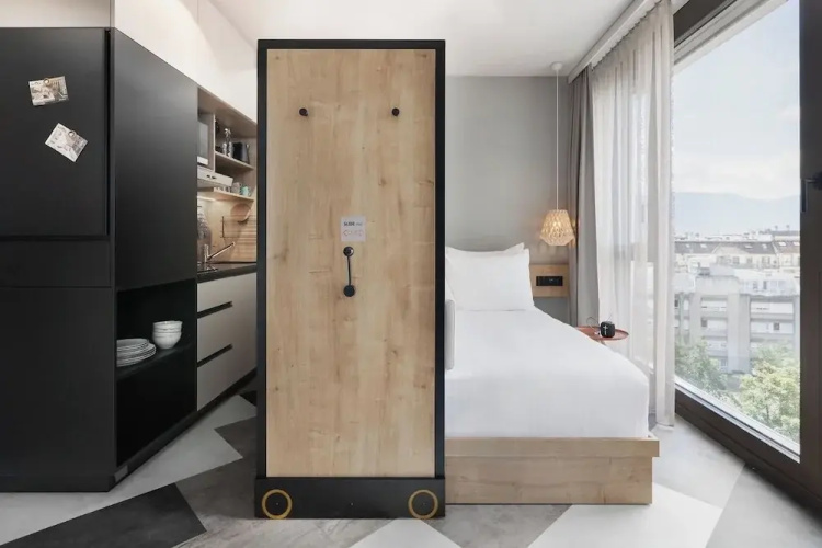 Stay KooooK Geneva City – Online Check In