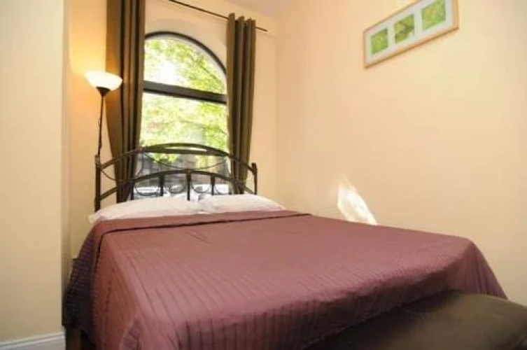 Uptown Central Deluxe