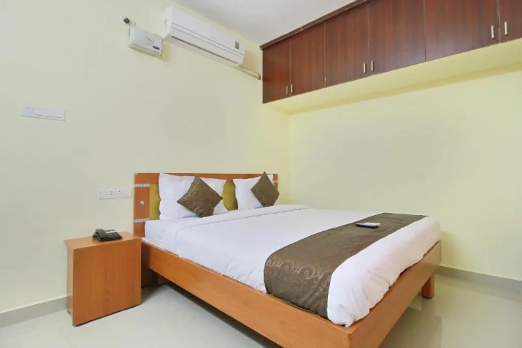 Sextuple Family Apartment