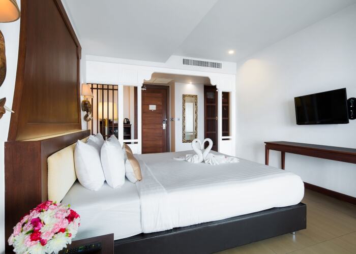 Aiyara Grand HotelOver view