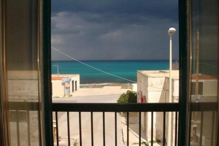 Sea Home